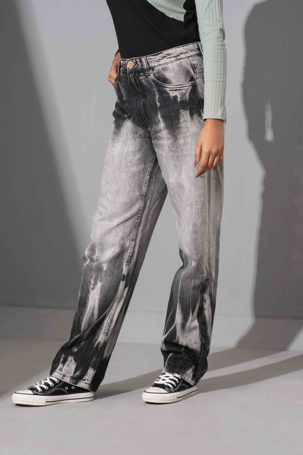 Tugra Girls Straight Fit Flared Jeans - Image 4